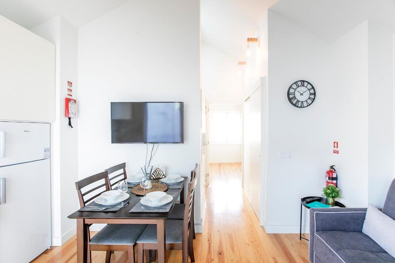 Lovelystay - Cozy 1Br In Santa Catarina W/ Balcony OOporto Exteriör bild