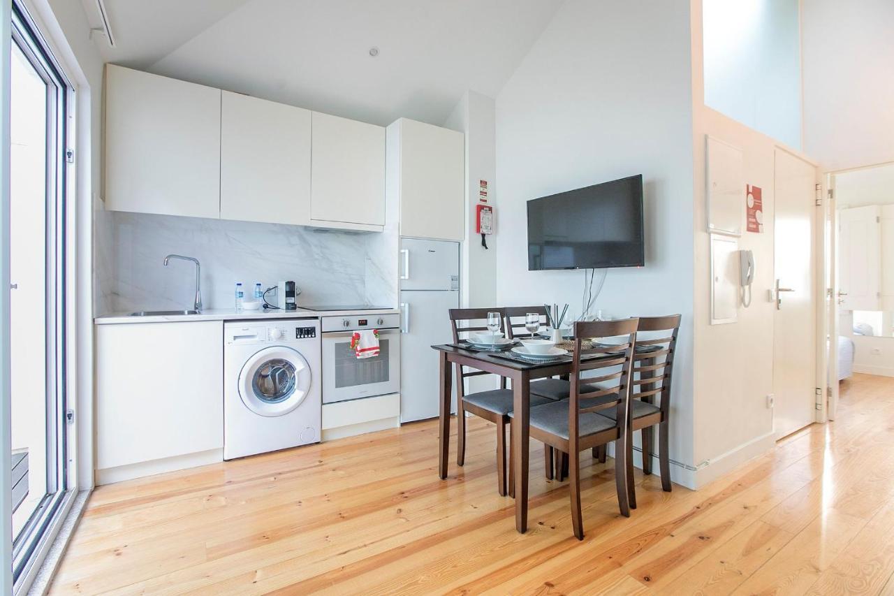 Lovelystay - Cozy 1Br In Santa Catarina W/ Balcony OOporto Exteriör bild
